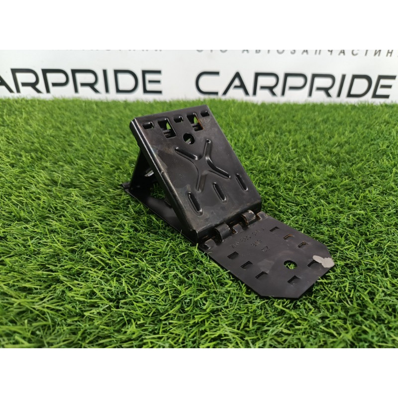 Упор противооткатный (аксессуары) Audi Q7 4M 2015 3.0 CRE 7L0860321A