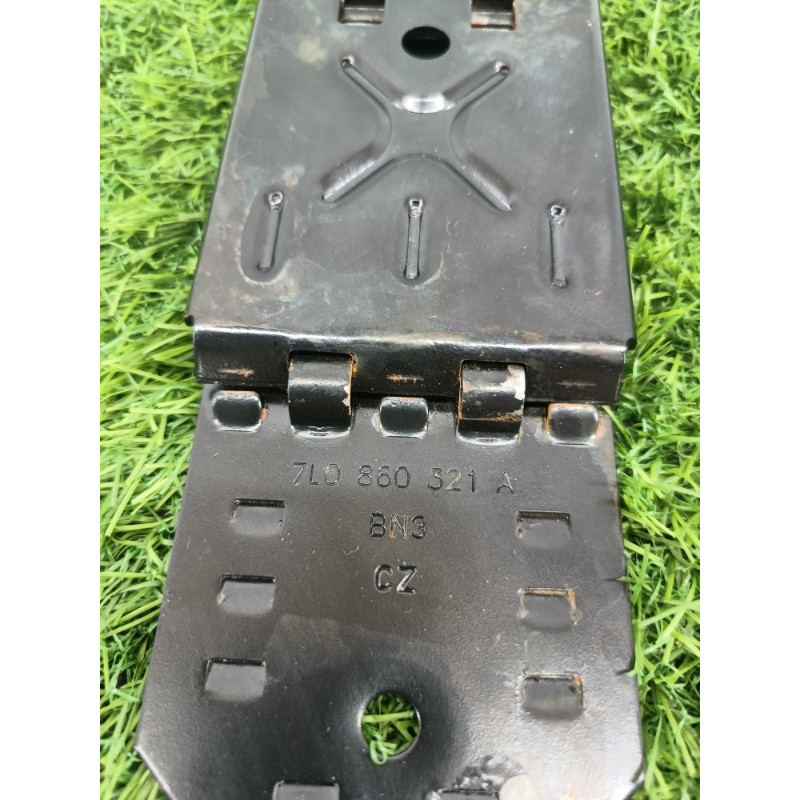 Упор противооткатный (аксессуары) Audi Q7 4M 2015 3.0 CRE 7L0860321A