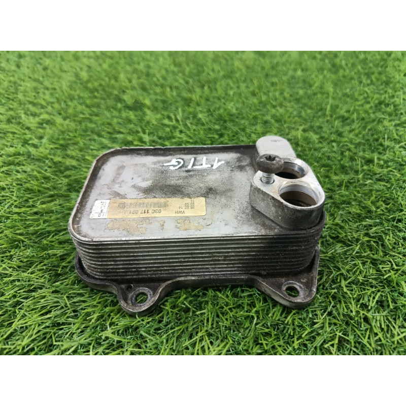 Теплообменник масляного фильтра (двигатель и элементы) Volkswagen Tiguan 5N 2011 1.4 CAVA 03c117021j