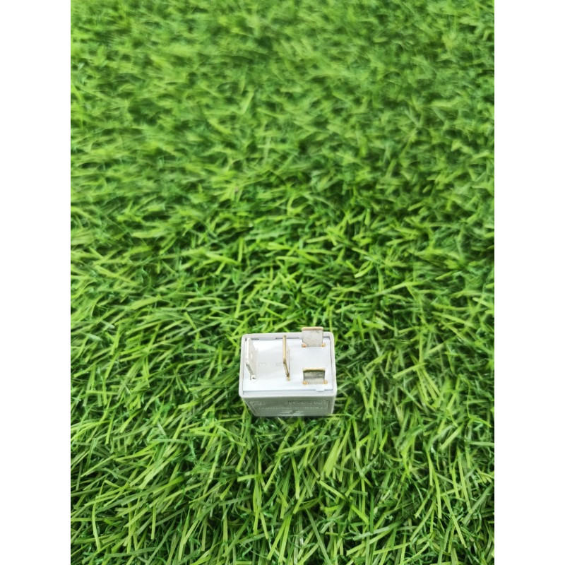 Реле (электрика) Volkswagen Tiguan 5N 2011 1.4 CAVA 1k0951253