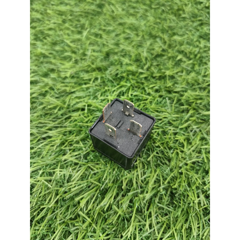 Реле (электрика) Volkswagen Tiguan 5N 2011 1.4 CAVA 8k0951253