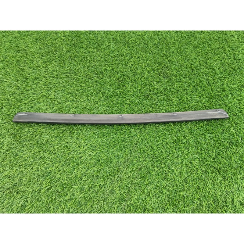 Уплотнитель капота (кузов и элементы) Chevrolet Captiva C140 2011 2.2 D (z22d1)