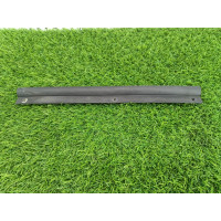 Уплотнитель капота