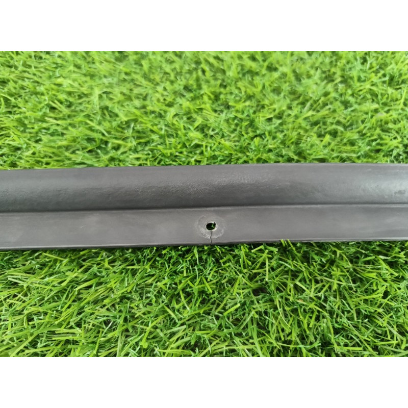 Уплотнитель капота (кузов и элементы) Chevrolet Captiva C140 2011 2.2 D (z22d1) 96983319