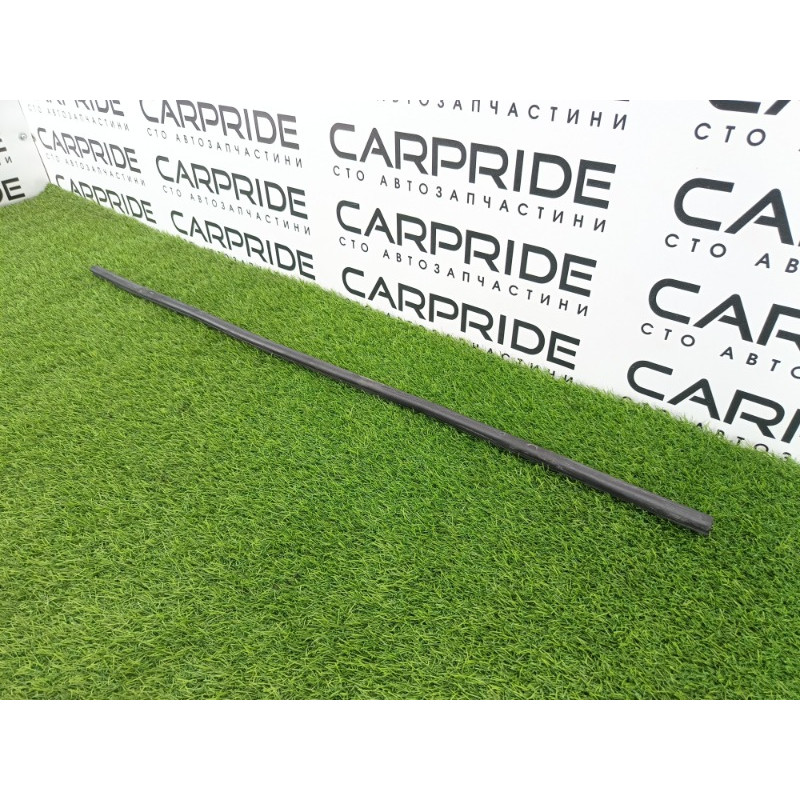 Уплотнитель капота (кузов и элементы) Chevrolet Captiva C140 2011 2.2 D (z22d1)