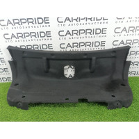 Обшивка крышки багажника