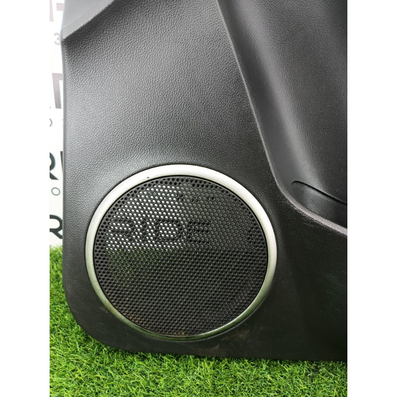 Дверная карта (салон) Chevrolet Captiva C140 2011 2.2 D (z22d1) 95048924