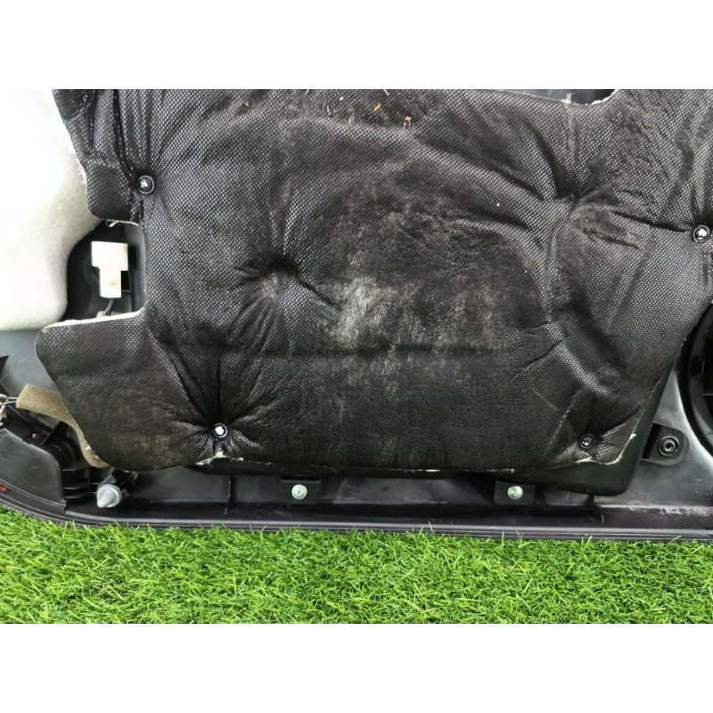 Дверная карта (салон) Chevrolet Captiva C140 2011 2.2 D (z22d1) 95048924