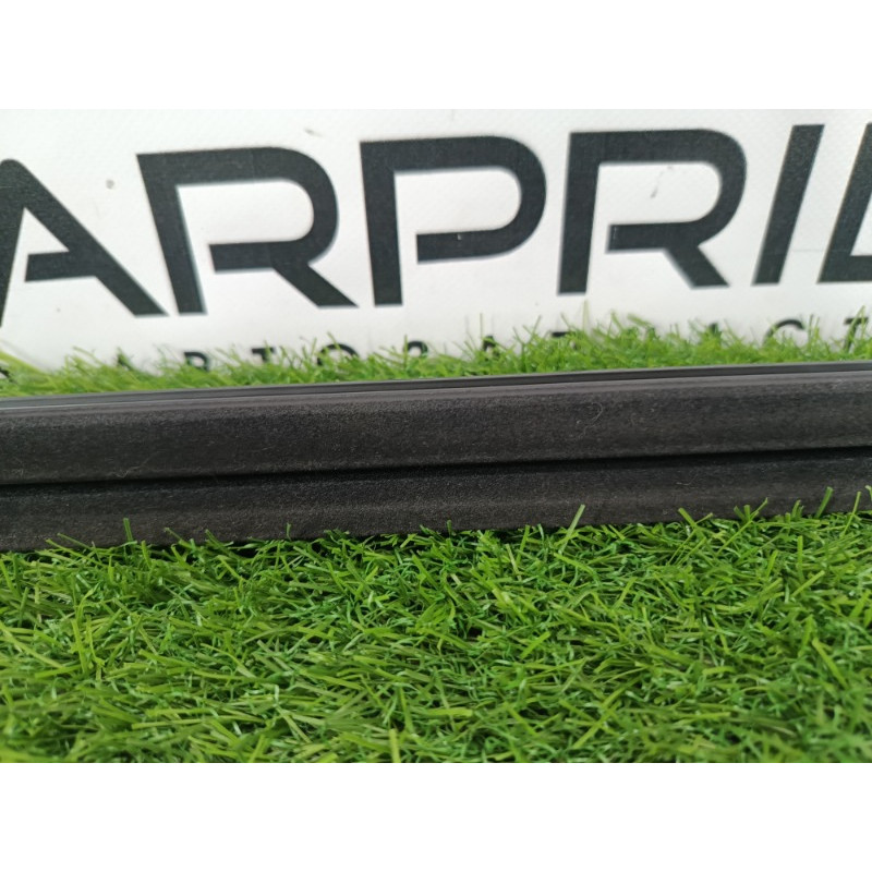 Молдинг стекла внутренний (наружные элементы кузова) Mitsubishi Outlander GM4W 2022 2.50 5727A553