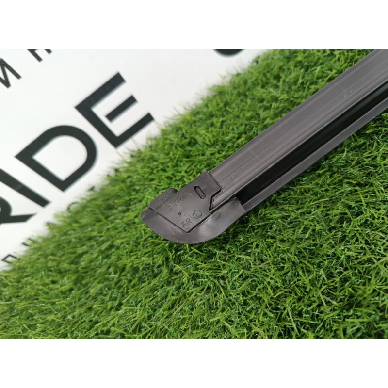 Молдинг стекла внутренний (наружные элементы кузова) Mitsubishi Outlander GM4W 2022 2.50 5727A553