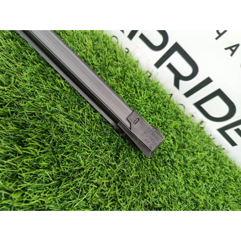 Молдинг стекла внутренний (наружные элементы кузова) Mitsubishi Outlander GM4W 2022 2.50 5727A553