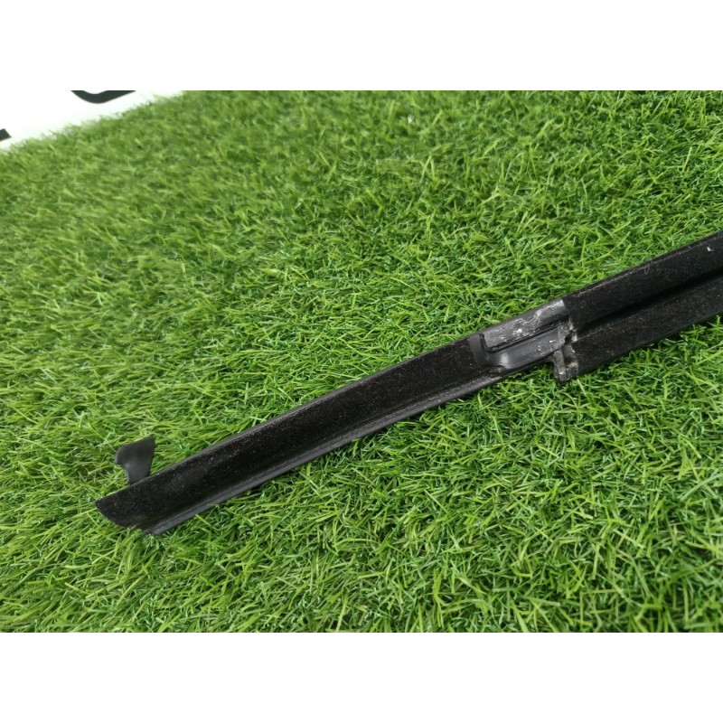 Молдинг стекла внутренний (наружные элементы кузова) Audi Q7 4M 2015 3.0 CRE 4m0837479