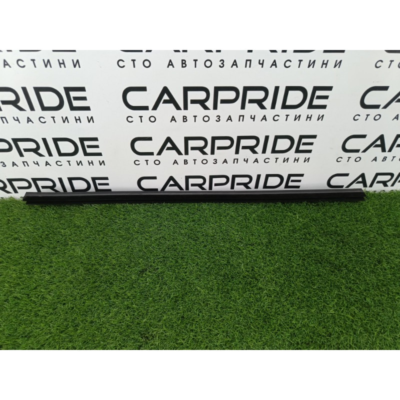 Молдинг стекла внутренний (наружные элементы кузова) Audi Q7 4M 2015 3.0 CRE 4m0839479