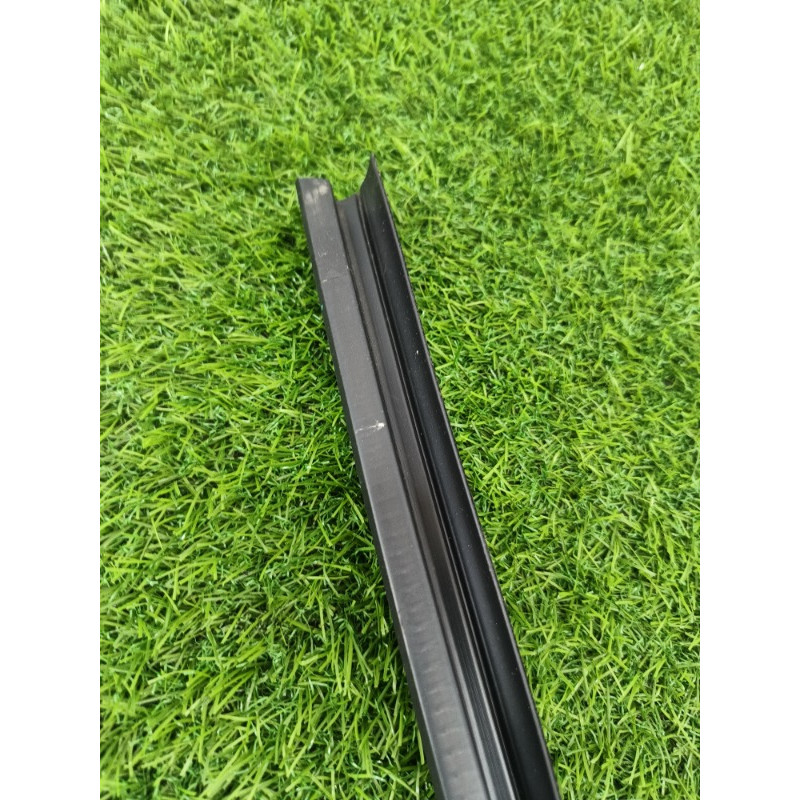 Молдинг стекла внутренний (наружные элементы кузова) Audi Q7 4M 2015 3.0 CRE 4m0839479