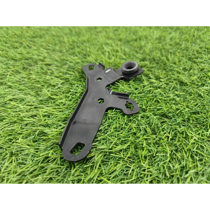 Кронштейн компрессора кондиционера (кронштейны двигателя) Subaru Forester SK 2020 2.5 73687FL001