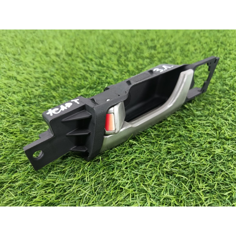 Ручка двери внутренняя (салон) Chevrolet Captiva C140 2011 2.2 D (z22d1) 95057360