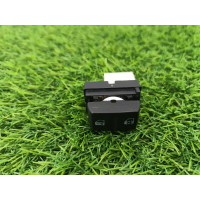 Кнопка блокировки центрального замка