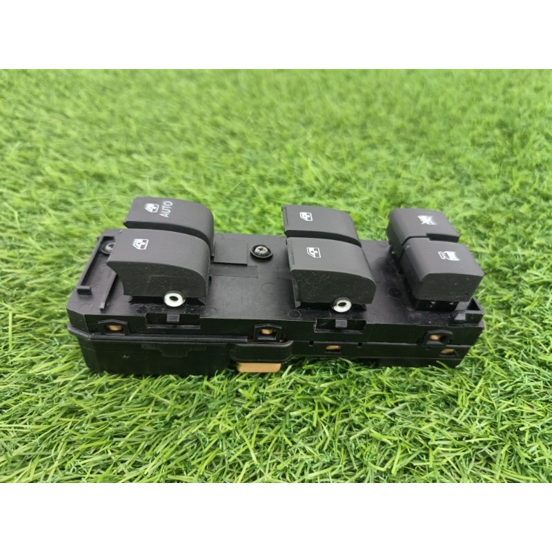 Блок кнопок стеклоподъемников (электрика / кнопки) Chevrolet Captiva C140 2011 2.2 D (z22d1) 20987344