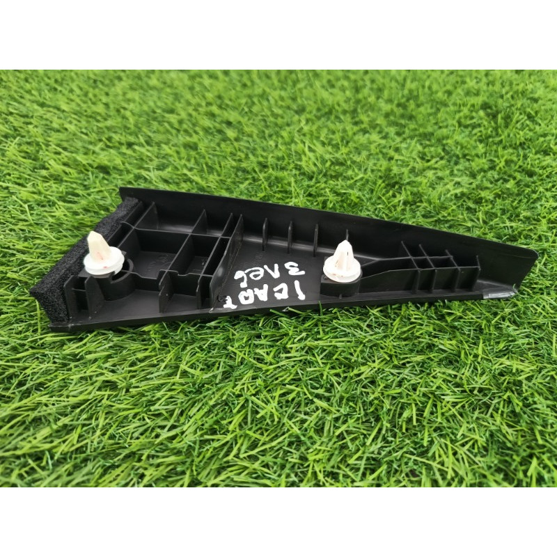 Молдинг двери (уголок) внутренний (кузов и элементы) Chevrolet Captiva C140 2011 2.2 D (z22d1) 96630814