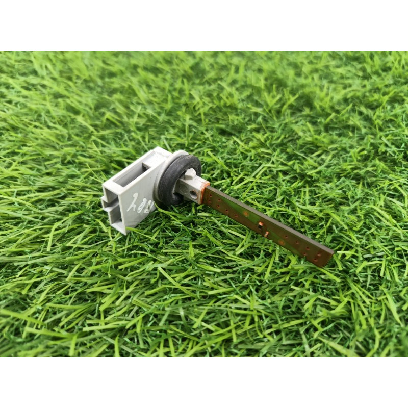 Датчик температуры (электрика / датчики) Volkswagen Tiguan 5N 2011 1.4 CAVA 4b0820539