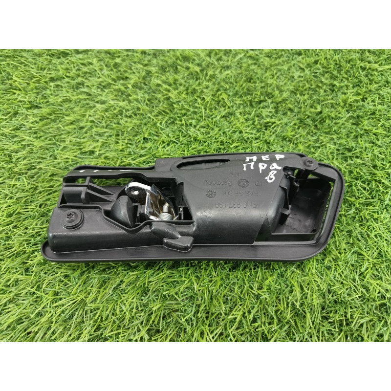 Ручка двери внутренняя (салон) Volkswagen Tiguan 5N 2011 1.4 CAVA 5n1837114