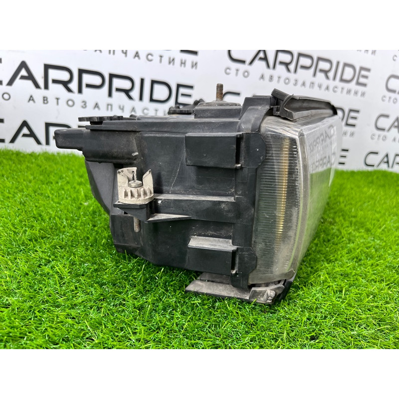 Фара (оптика) BMW 7-series E38 1996 M60B40 0301043272