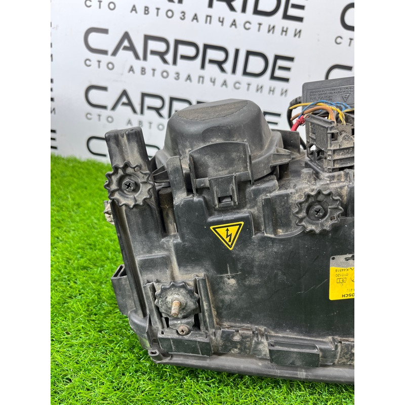 Фара (оптика) BMW 7-series E38 1996 M60B40 0301043272