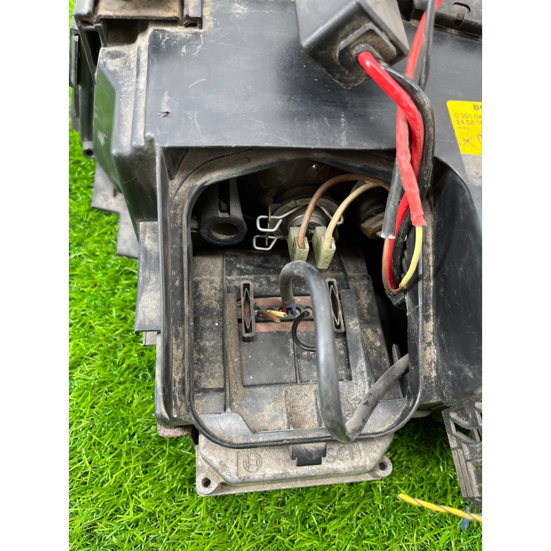 Фара (оптика) BMW 7-series E38 1996 M60B40 0301043272