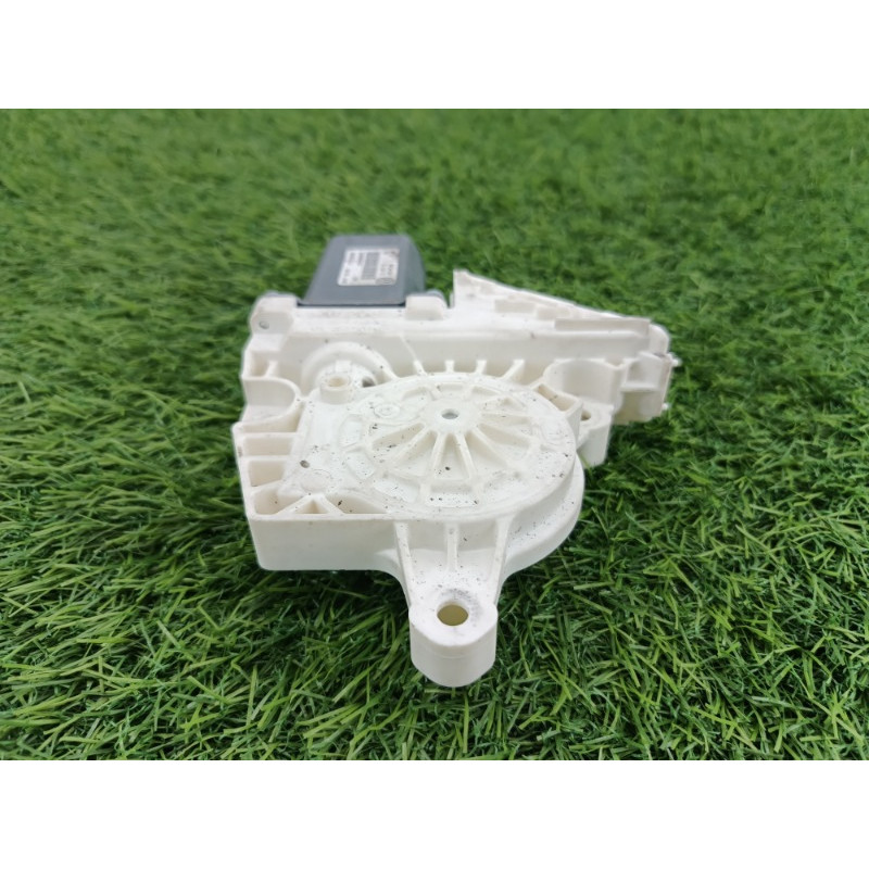 Мотор стеклоподъемника (электрика) Volkswagen Tiguan 5N 2011 1.4 CAVA 5n0959703d