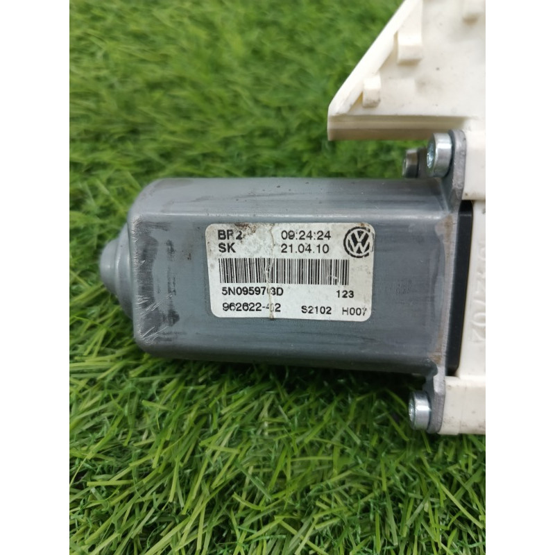Мотор стеклоподъемника (электрика) Volkswagen Tiguan 5N 2011 1.4 CAVA 5n0959703d
