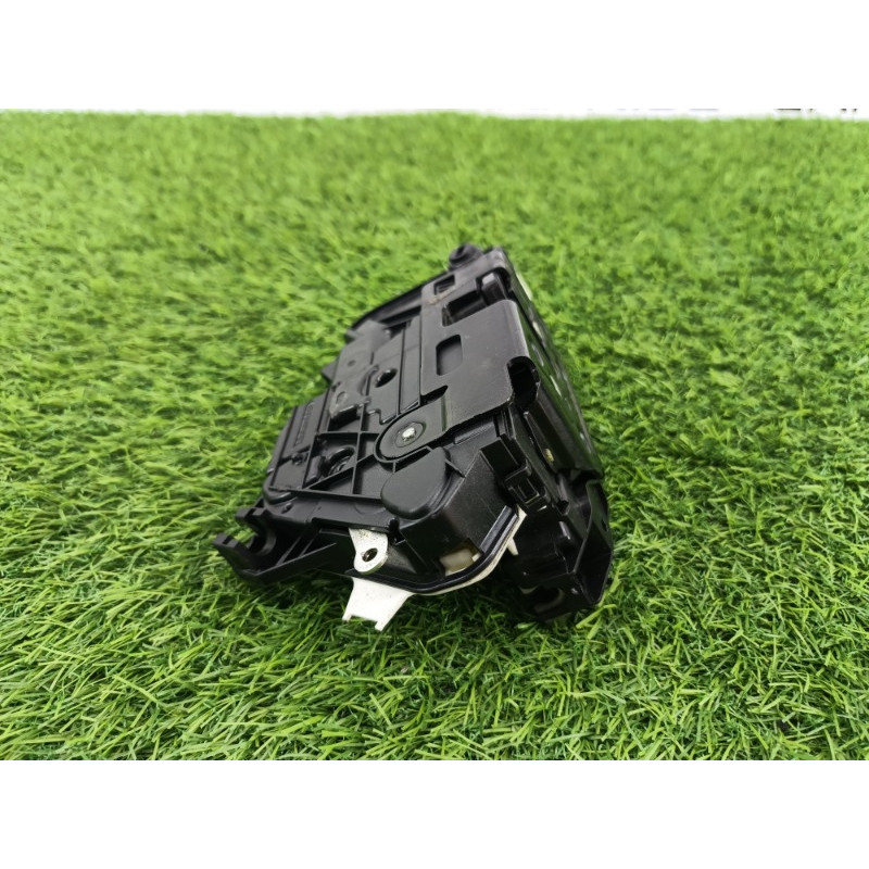 Замок двери (кузов и элементы) Volkswagen Tiguan 5N 2011 1.4 CAVA 5N0839016D