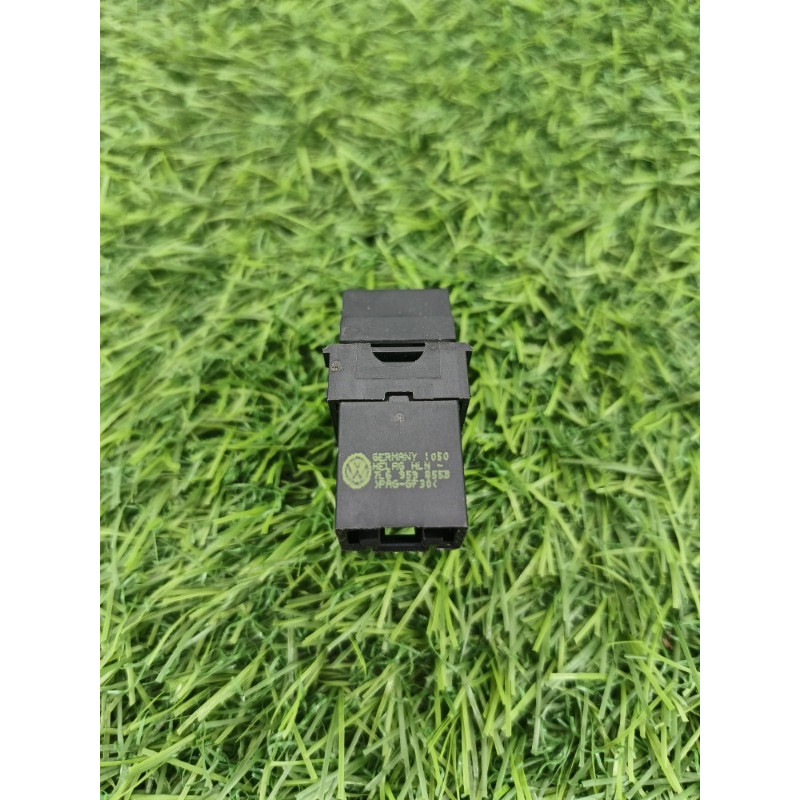 Кнопка стеклоподъемника (электрика / кнопки) Volkswagen Tiguan 5N 2011 1.4 CAVA 7L6959855BREH