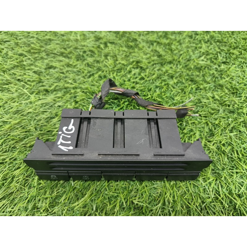 Блок кнопок (электрика / кнопки) Volkswagen Tiguan 5N 2011 1.4 CAVA 5n1927132r