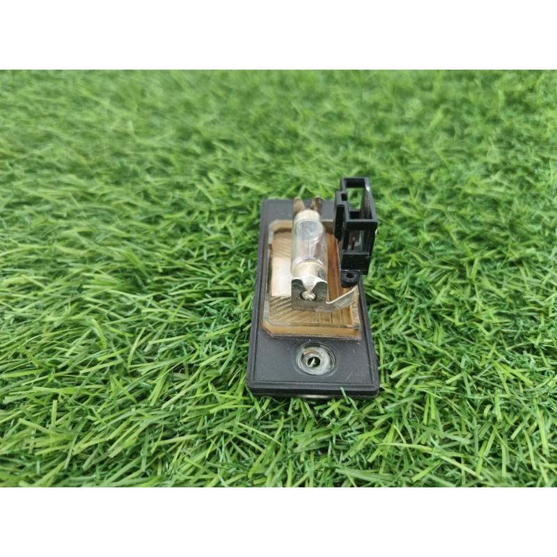 Плафон подсветки номера (оптика) Volkswagen Tiguan 5N 2011 1.4 CAVA 1J5943021D