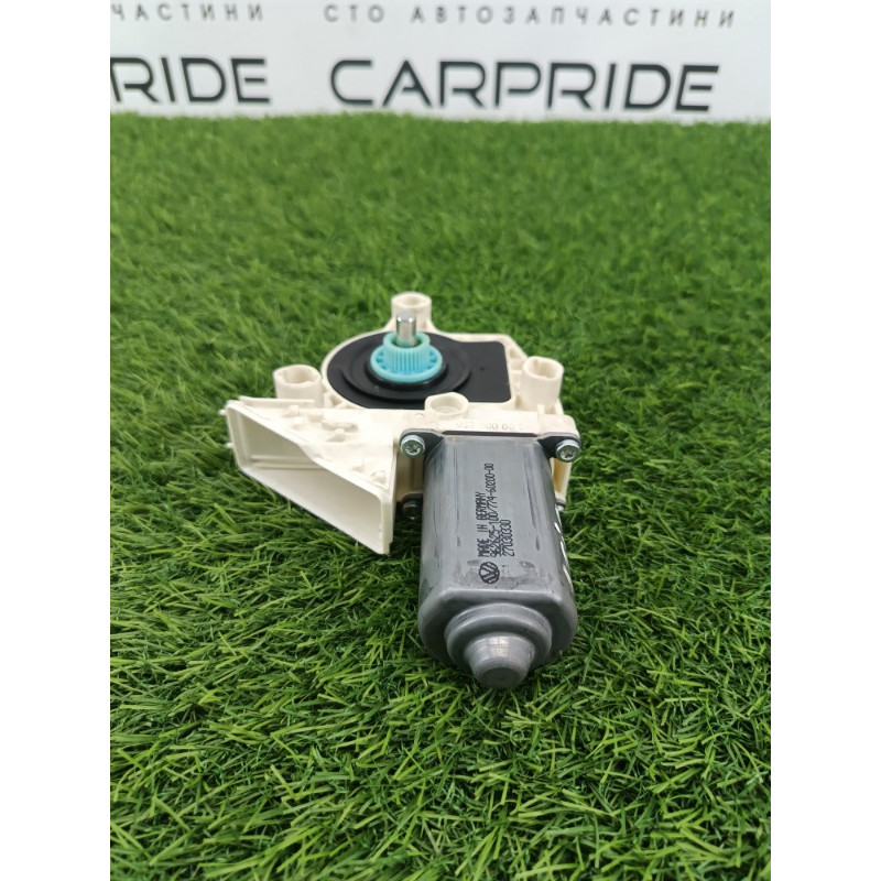 Мотор стеклоподъемника (электрика) Volkswagen Tiguan 5N 2011 1.4 CAVA 5n0959704d