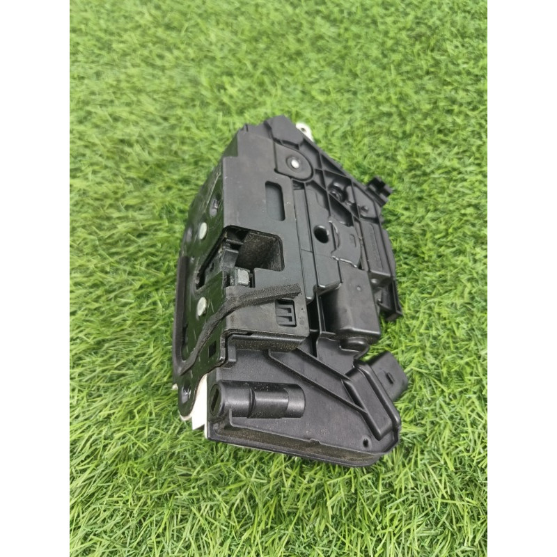 Замок двери (кузов и элементы) Volkswagen Tiguan 5N 2011 1.4 CAVA 5n1837016c