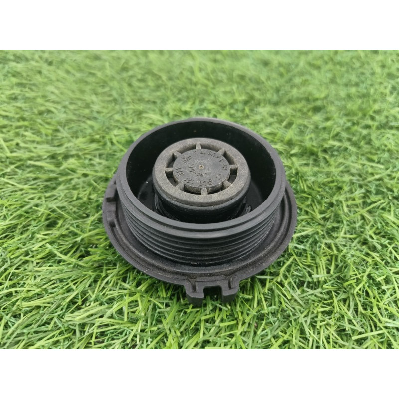 Крышка расширительного бачка (система охлаждения) Volkswagen Tiguan 5N 2011 1.4 CAVA 2Q0121321A