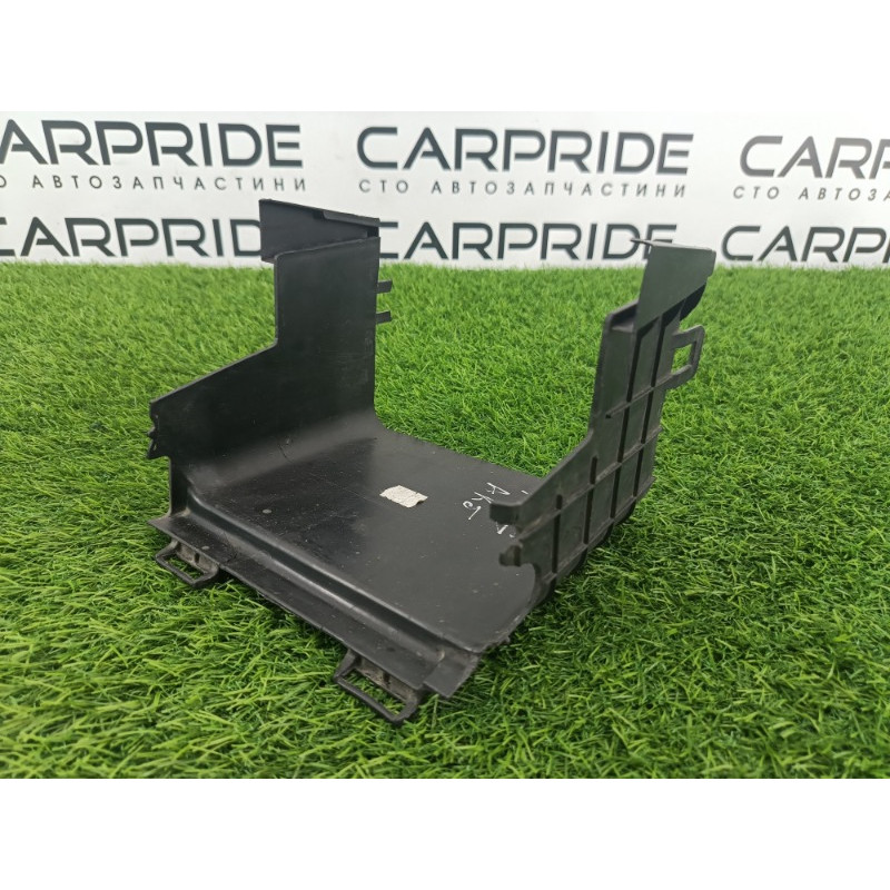 Крышка аккумулятора (кузов и элементы) Volkswagen Tiguan 5N 2011 1.4 CAVA 3c0915336a