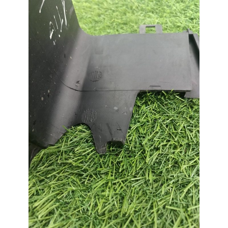 Крышка аккумулятора (кузов и элементы) Volkswagen Tiguan 5N 2011 1.4 CAVA 3c0915336a