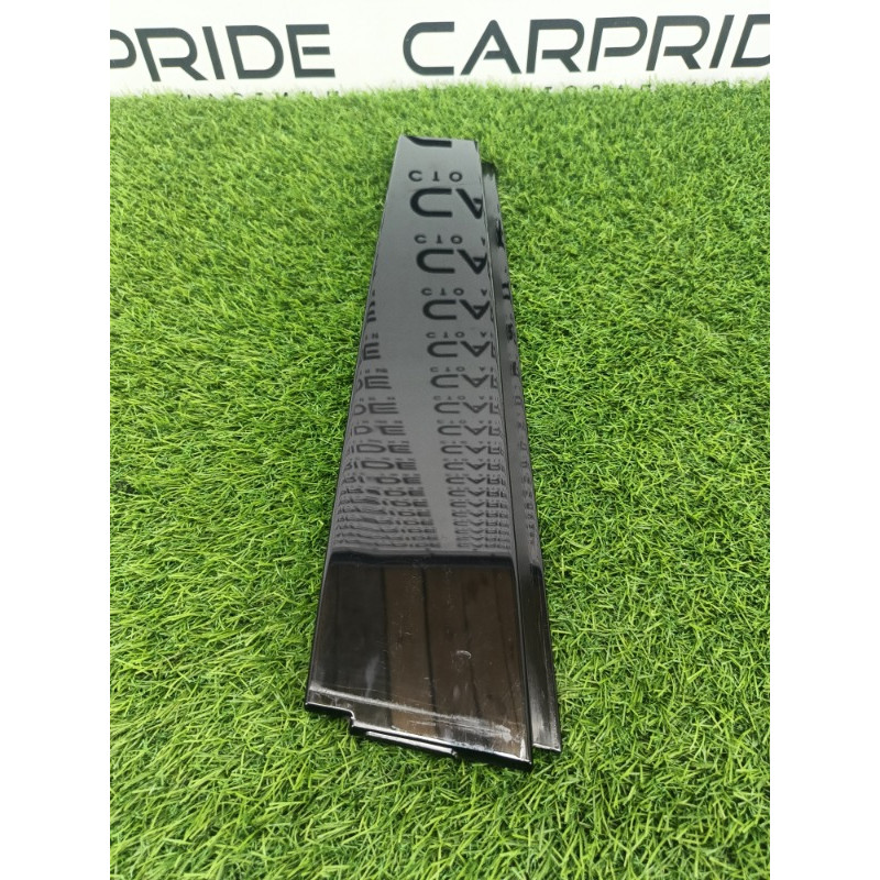 Накладка двери боковая (кузов и элементы) Volkswagen Tiguan 5N 2011 1.4 CAVA 5n0839902a