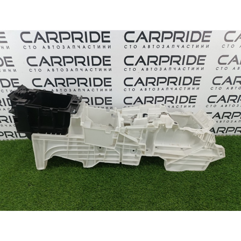 Крепление центральной консоли (салон) Mitsubishi Outlander GM4W 2022 2.50 8011C420