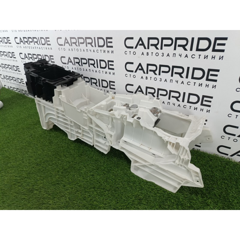 Крепление центральной консоли (салон) Mitsubishi Outlander GM4W 2022 2.50 8011C420