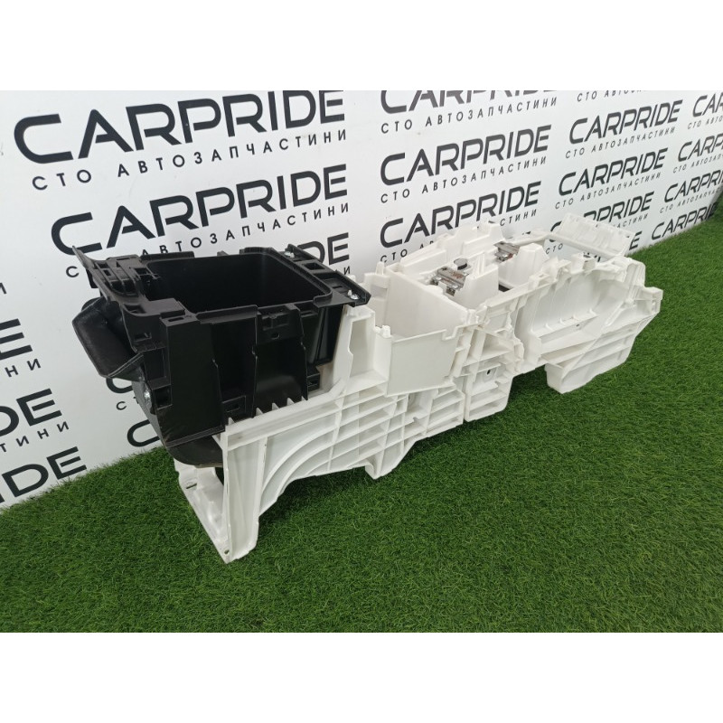 Крепление центральной консоли (салон) Mitsubishi Outlander GM4W 2022 2.50 8011C420