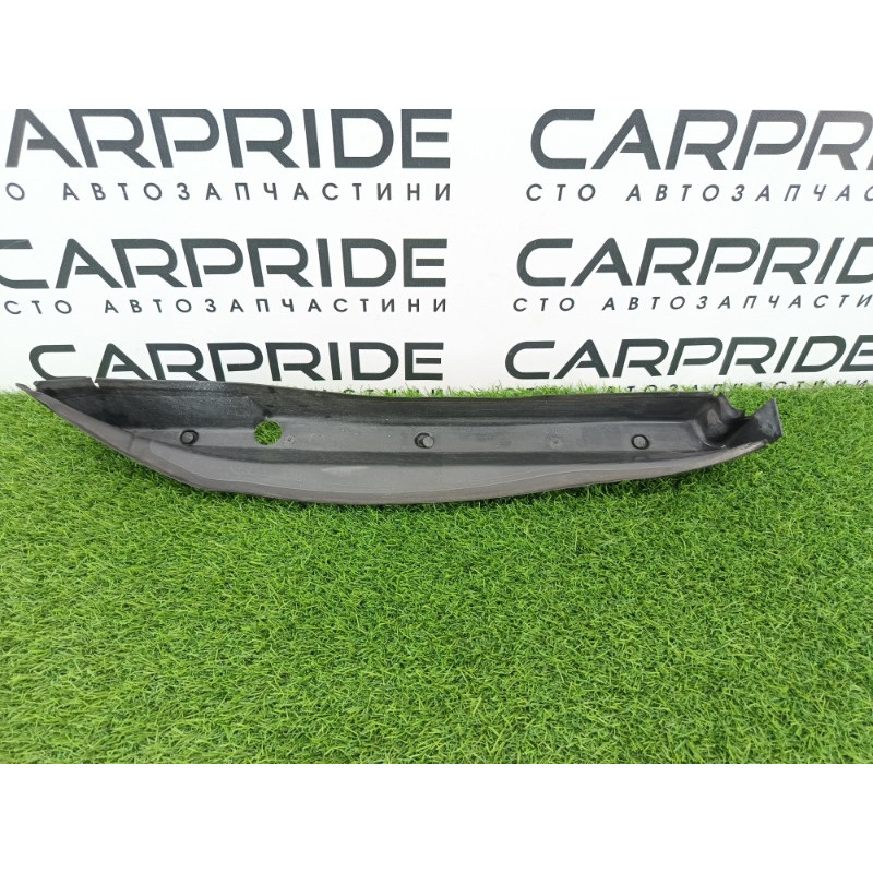 Уплотнитель крыла (кузов и элементы) Mercedes-Benz E-class w212 2013 2.2 CDI a2128890125