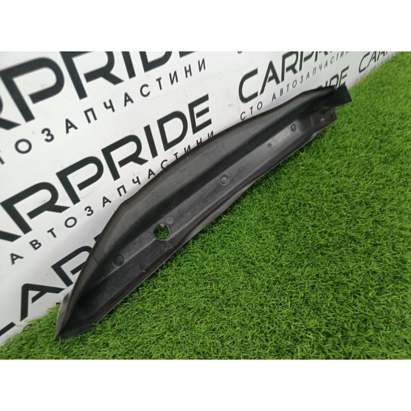 Уплотнитель крыла (кузов и элементы) Mercedes-Benz E-class w212 2013 2.2 CDI a2128890225