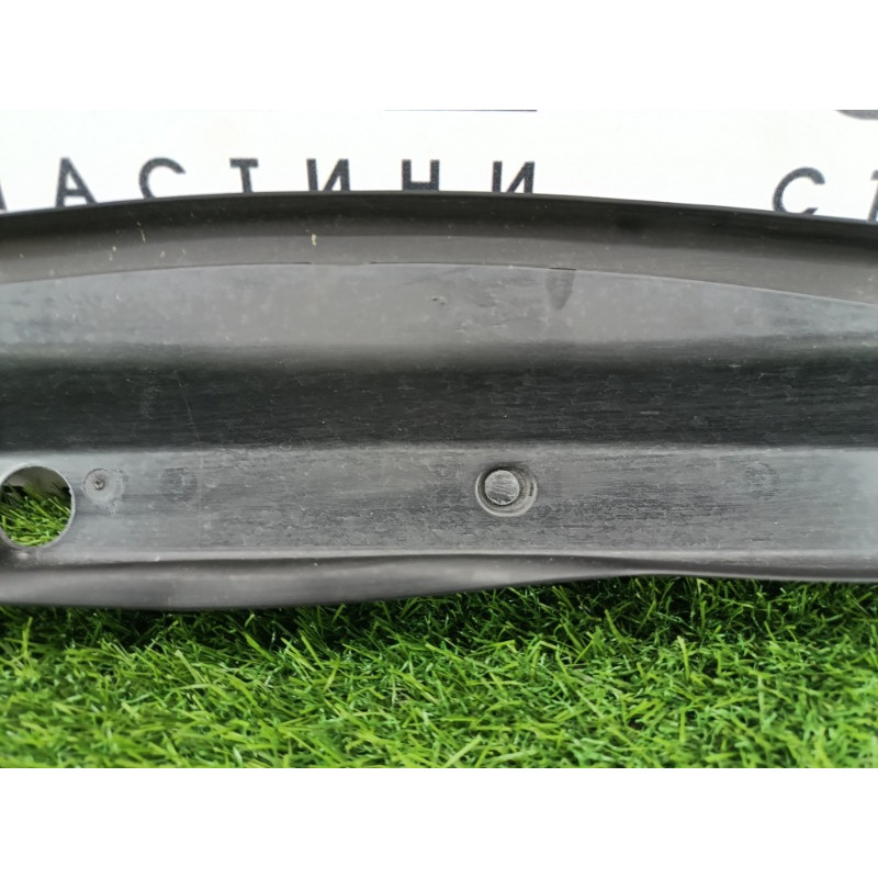 Уплотнитель крыла (кузов и элементы) Mercedes-Benz E-class w212 2013 2.2 CDI a2128890225