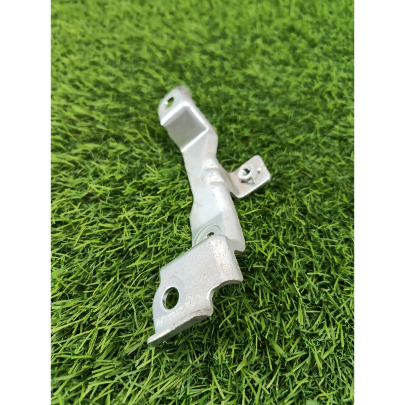 Кронштейн компрессора кондиционера (кронштейны двигателя) Subaru Legacy BN 2016 2.5 22442AA16A