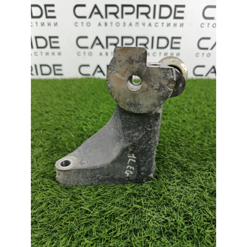 Кронштейн двигателя (кронштейны двигателя) Subaru Legacy BN 2016 2.5 1508211194