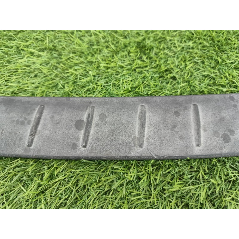 Накладка на бампер (кузов и элементы) Chevrolet Captiva C140 2011 2.2 D (z22d1) 96433212