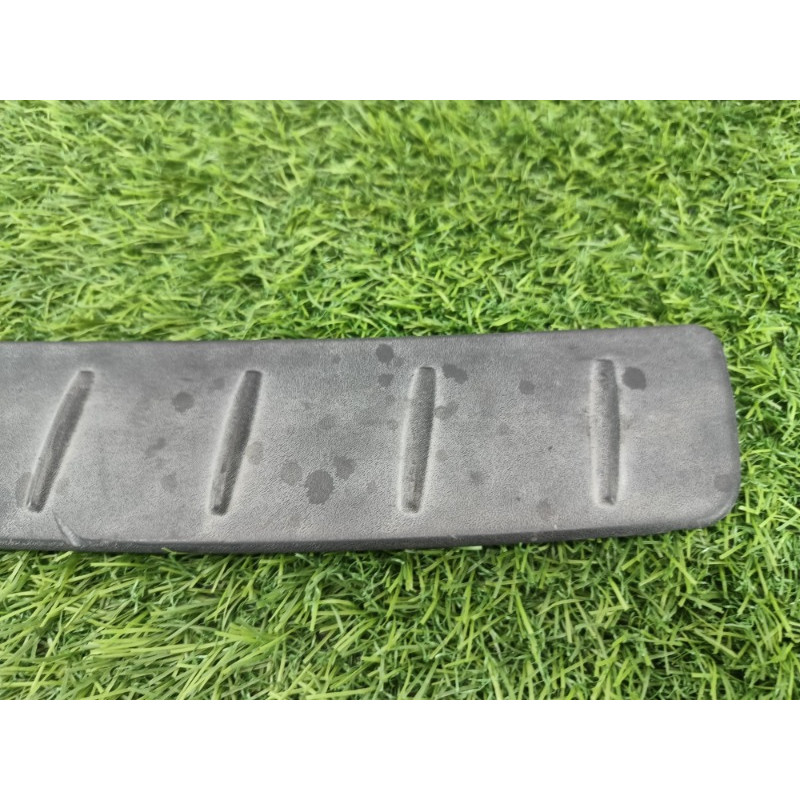 Накладка на бампер (кузов и элементы) Chevrolet Captiva C140 2011 2.2 D (z22d1) 96433212